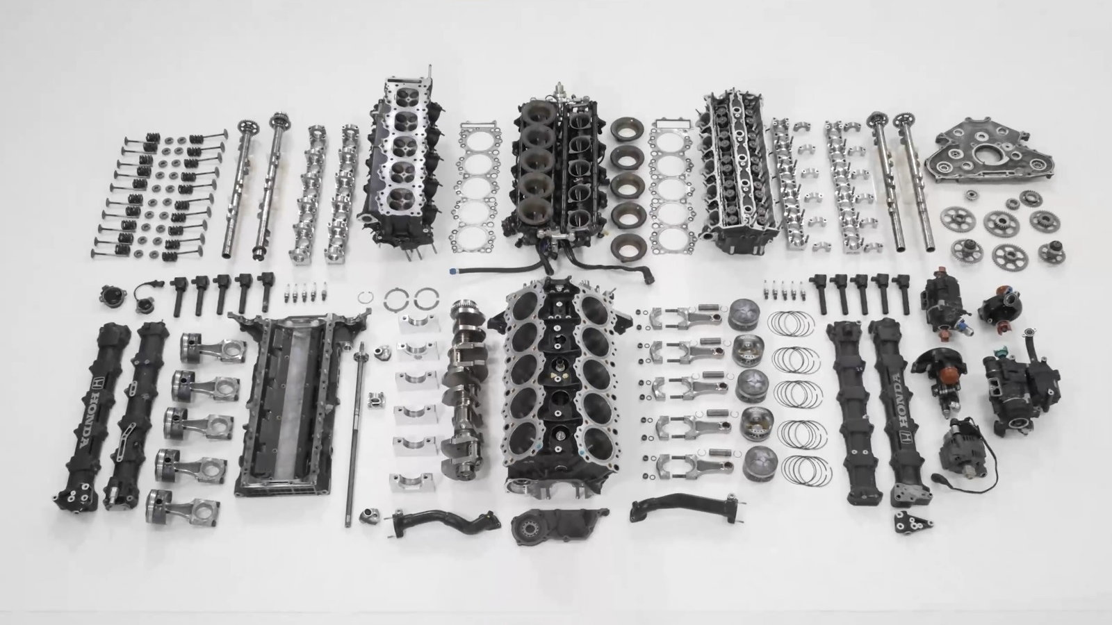Disassembled Honda RA100E engine